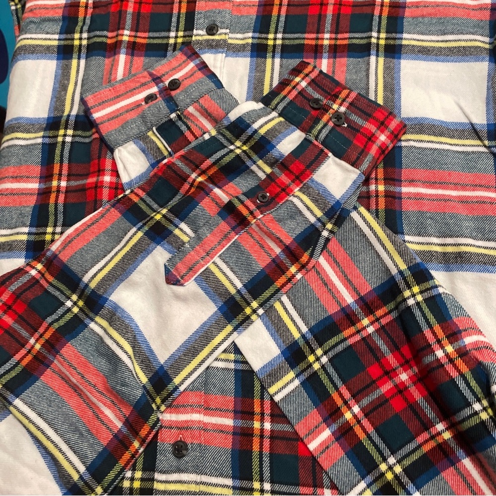 Men’s flannel long sleeves button shirt by Amazon Essentials new